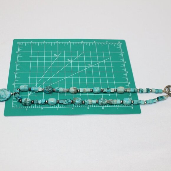 Beautiful Magnesite Gemstone Necklace 22" - Picture 9 of 12